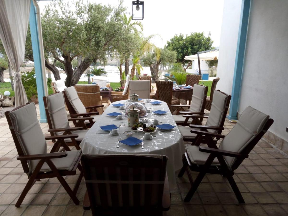 Punta Bianca Suite & Home Experience Агридженто Екстериор снимка