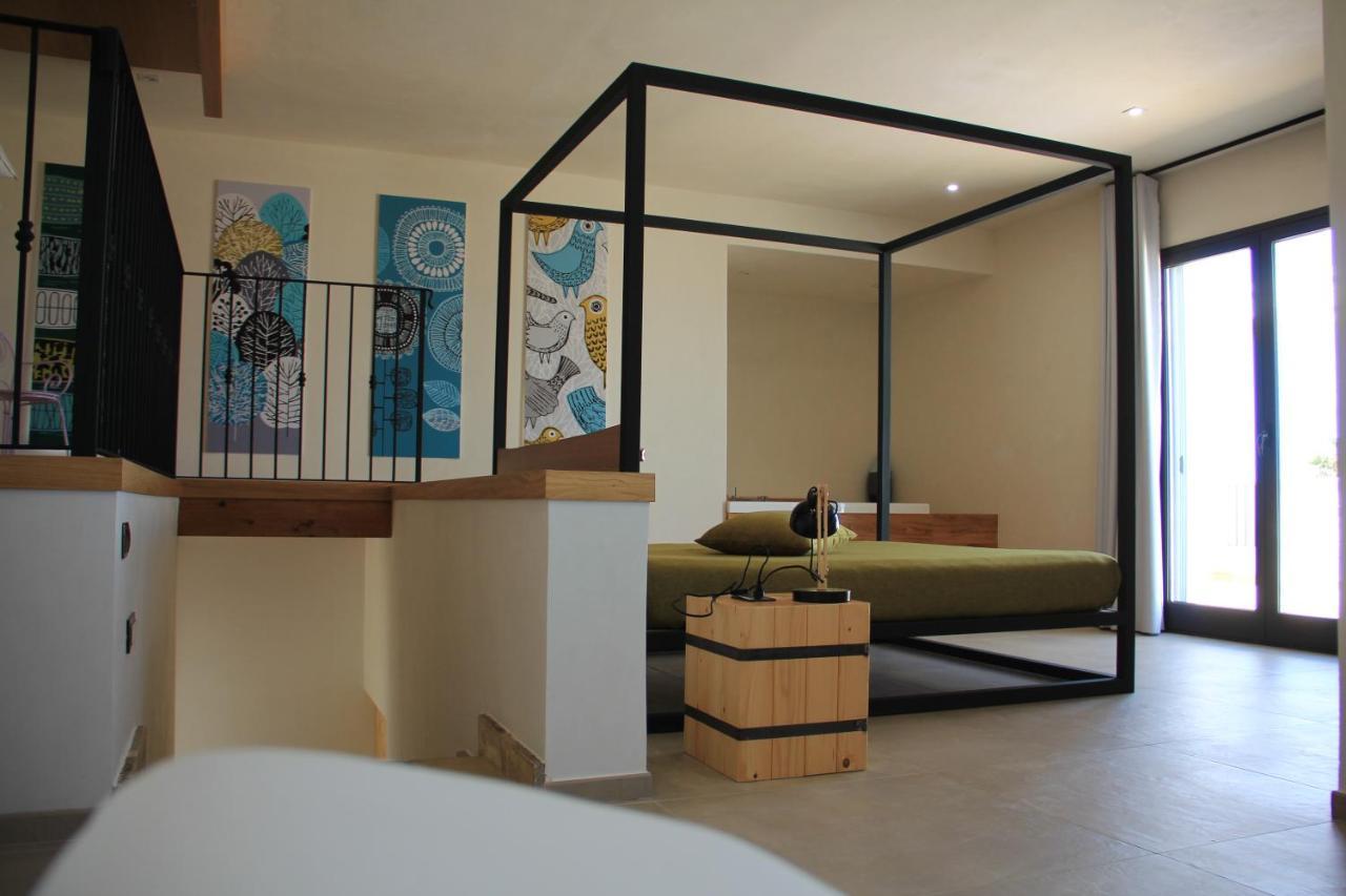 Punta Bianca Suite & Home Experience Агридженто Екстериор снимка