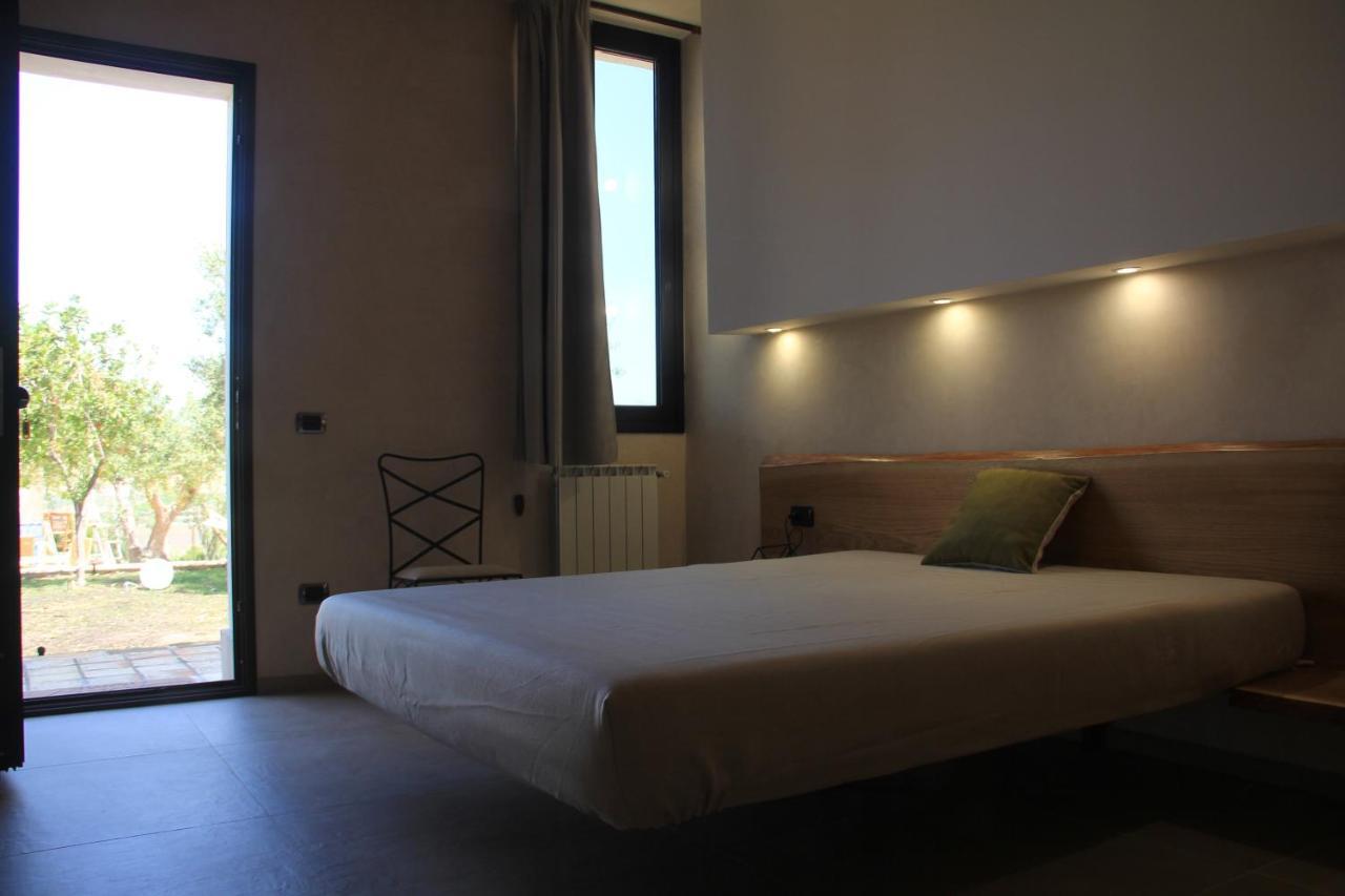 Punta Bianca Suite & Home Experience Агридженто Екстериор снимка