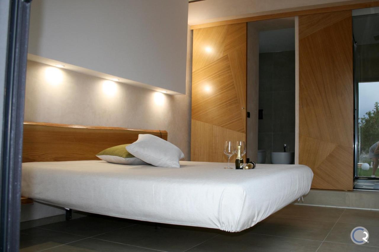 Punta Bianca Suite & Home Experience Агридженто Екстериор снимка